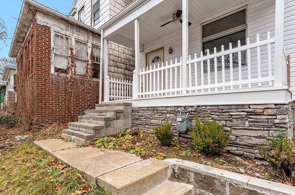 864 Kenneth Ave, New Kensington, PA 15068