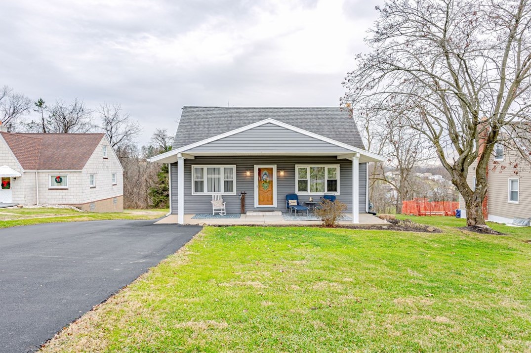 1641 Guffey Rd, North Huntingdon, PA 15642