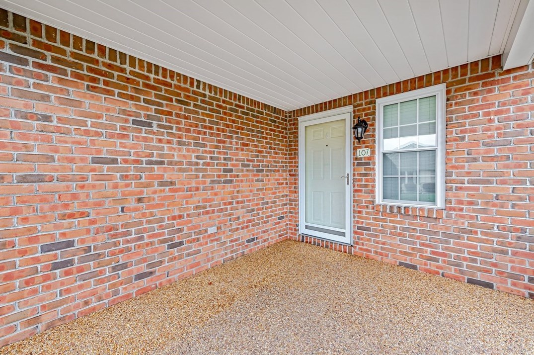 107 Overview Dr, Greensburg, PA 15601
