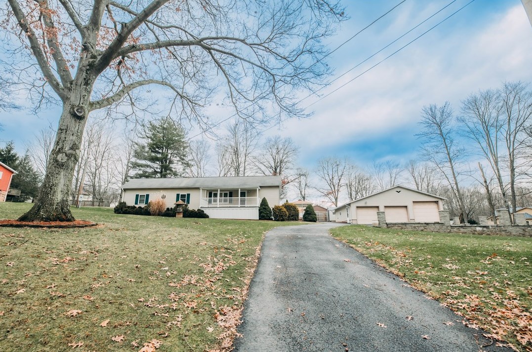 3293 Chestnut Ridge Rd, Penn Run, PA 15765