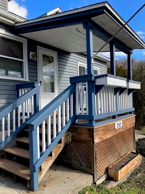 252 Thomas St, Hollsopple, PA 15935