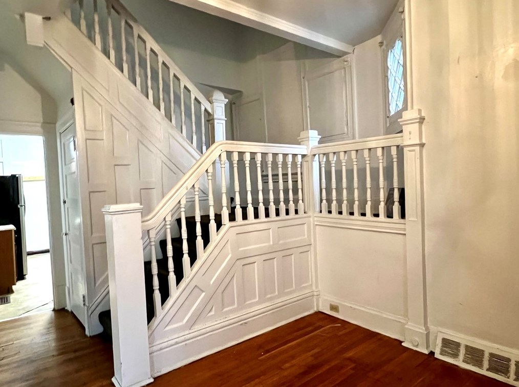 323 E 12th Ave, Whitaker, PA 15120