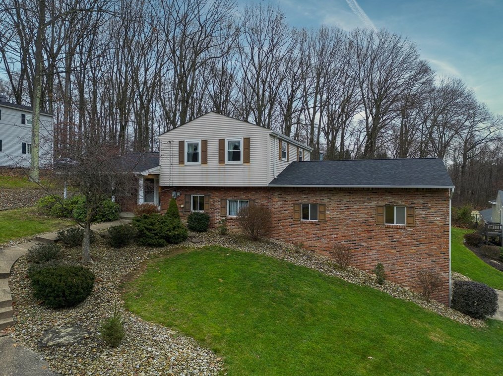 236 Haymont Dr, Gibsonia, PA 15044