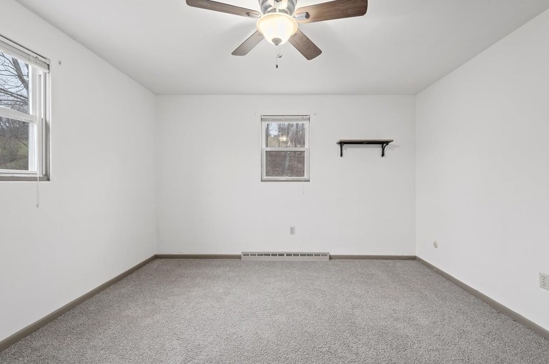552 Mcclane Farm Rd, Washington PA  15301-6125 exterior