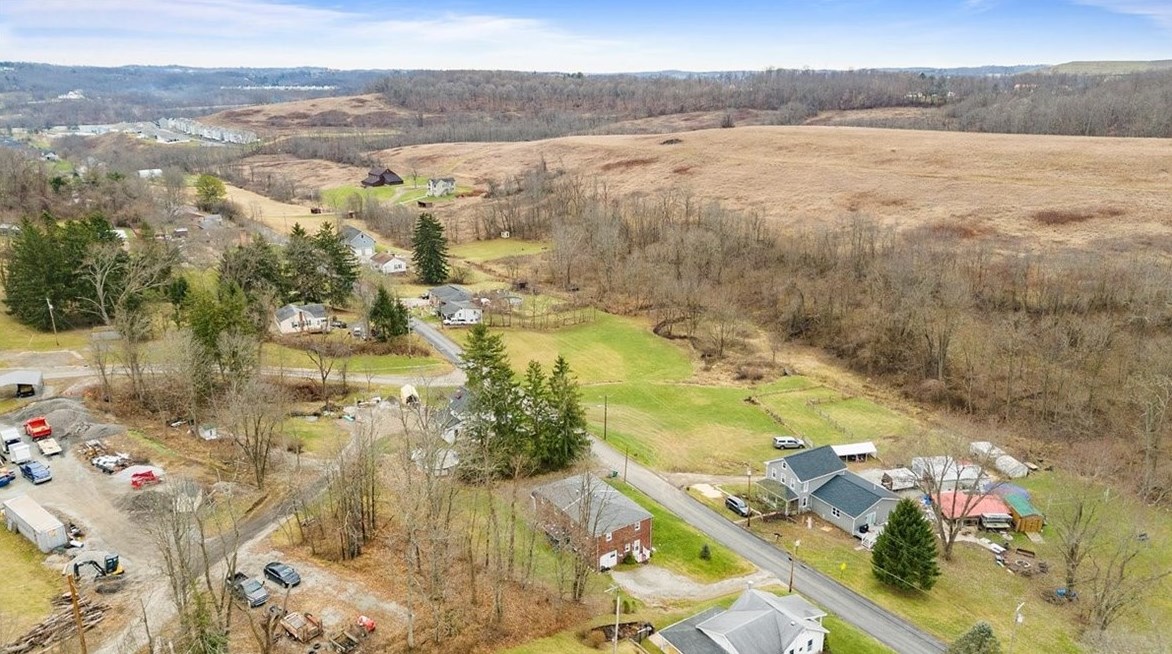 552 Mcclane Farm Rd, Washington PA  15301-6125 exterior