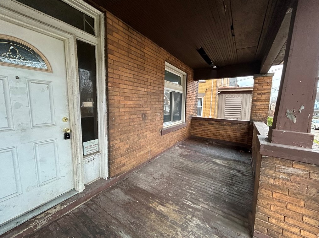 713 Penn Ave, Midland, PA 15059