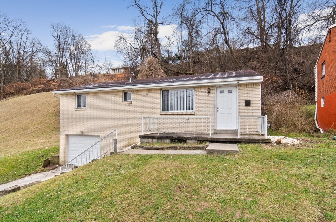 241 Bramble, Verona, PA 15147