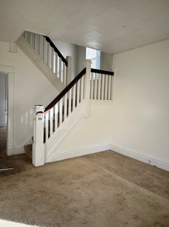 523 Center Ave, North Charleroi, PA 15022