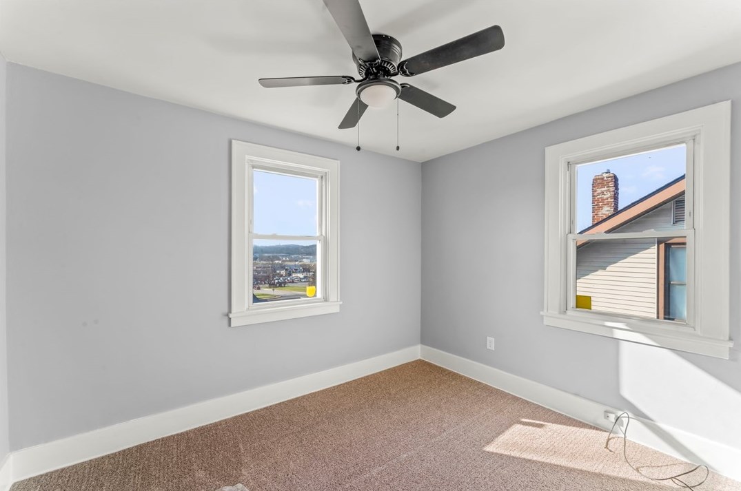 865 Duncan Ave, Washington PA  15301-3820 exterior