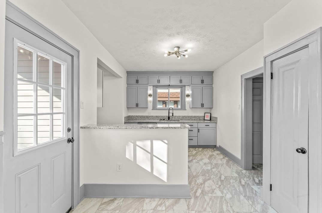 865 Duncan Ave, Washington PA  15301-3820 exterior