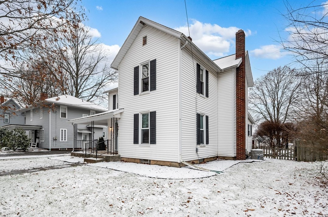 416 Stewart Ave, Grove City, PA 16127