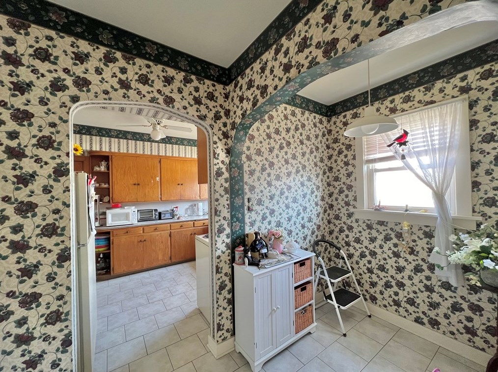 237 Fairmont Ave, New Castle PA  16105-1909 exterior