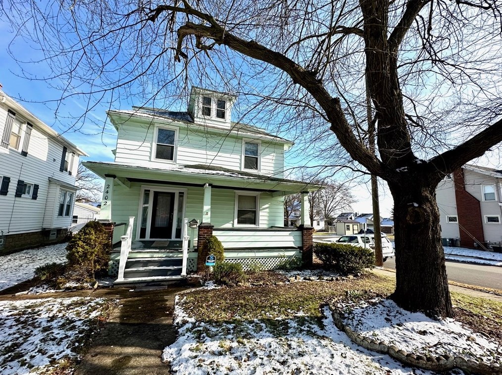 2402 Highland, New Castle, PA 16105