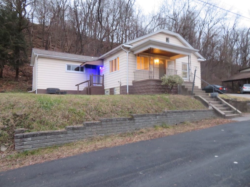 3409 Beale St, McKeesport, PA 15132