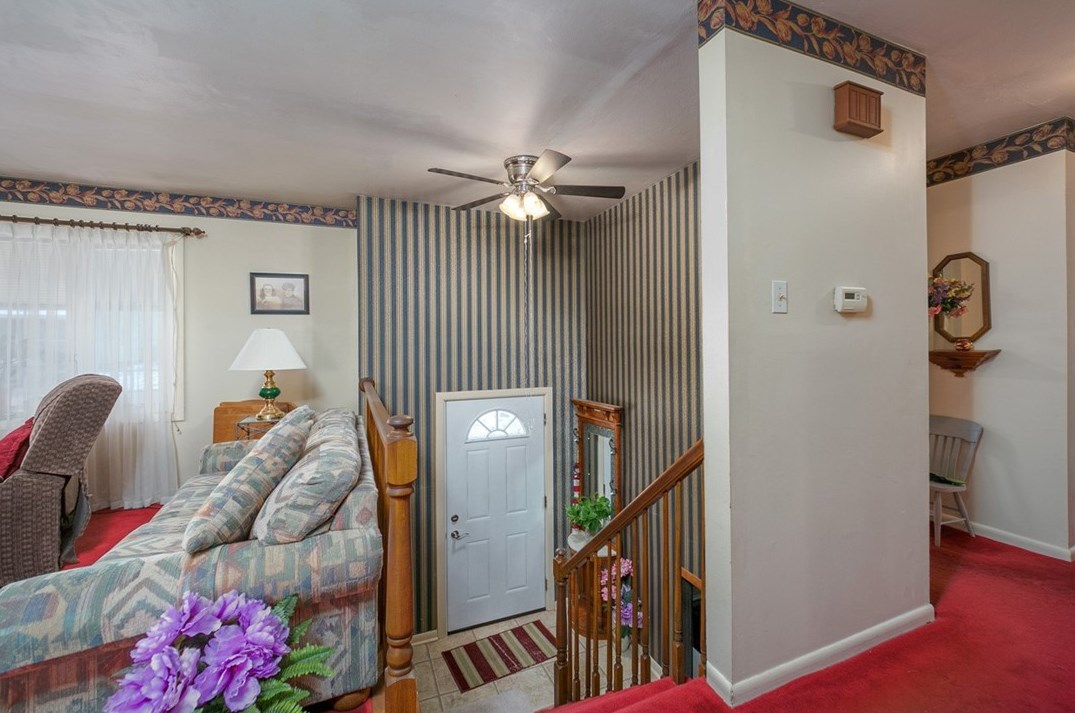 43 Kyle Ave, Fairchance, PA 15436