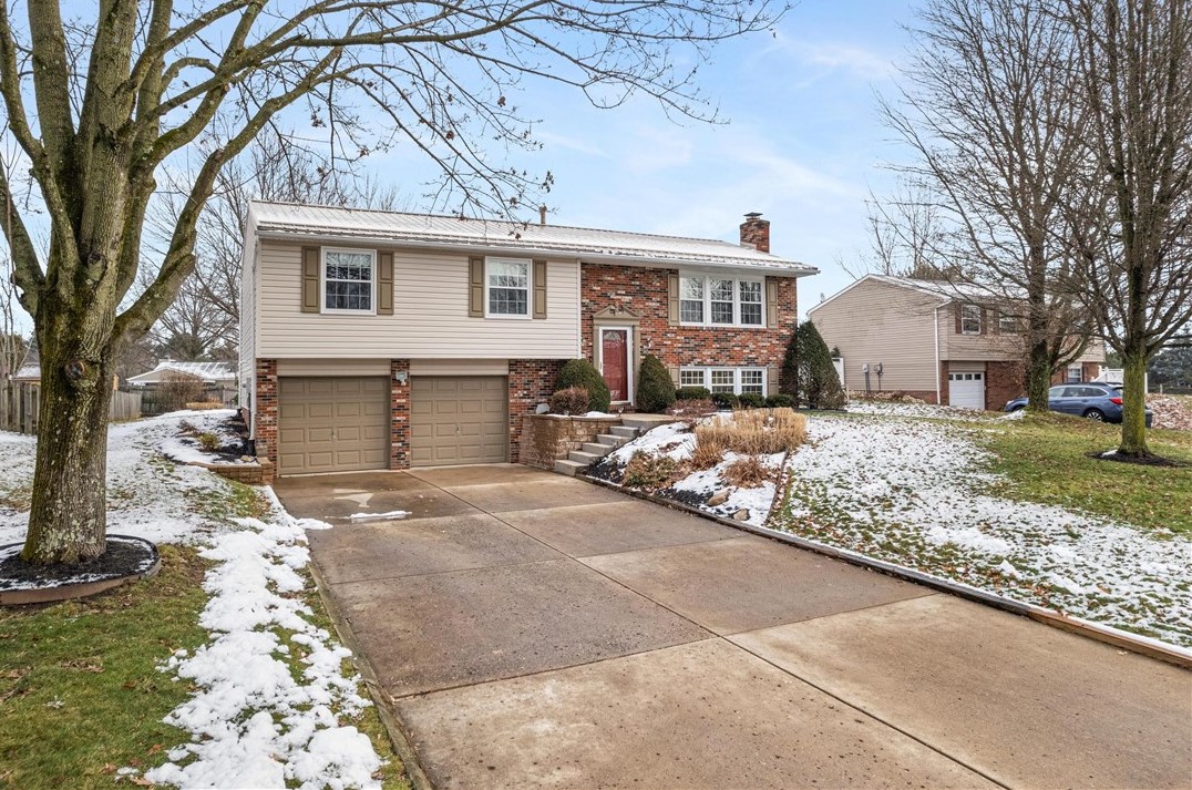 155 Ringneck Ct, Gibsonia, PA 15044