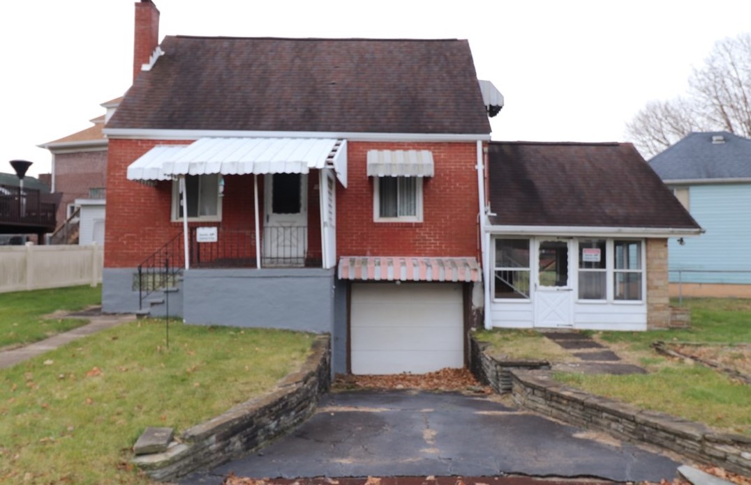 1114 California Ave, McKeesport, PA 15131