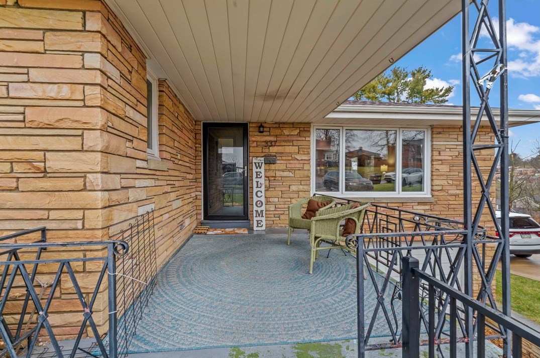 337 Thornwood Dr, Canonsburg, PA 15317