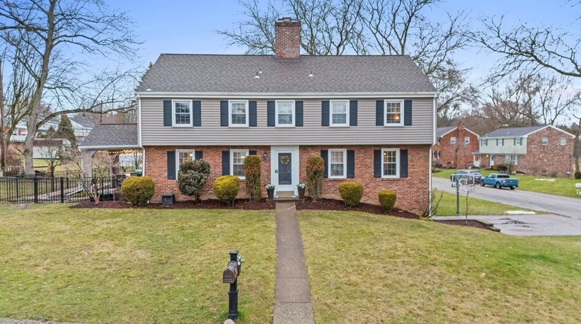 100 Laurelwood, Pittsburgh, PA 15237