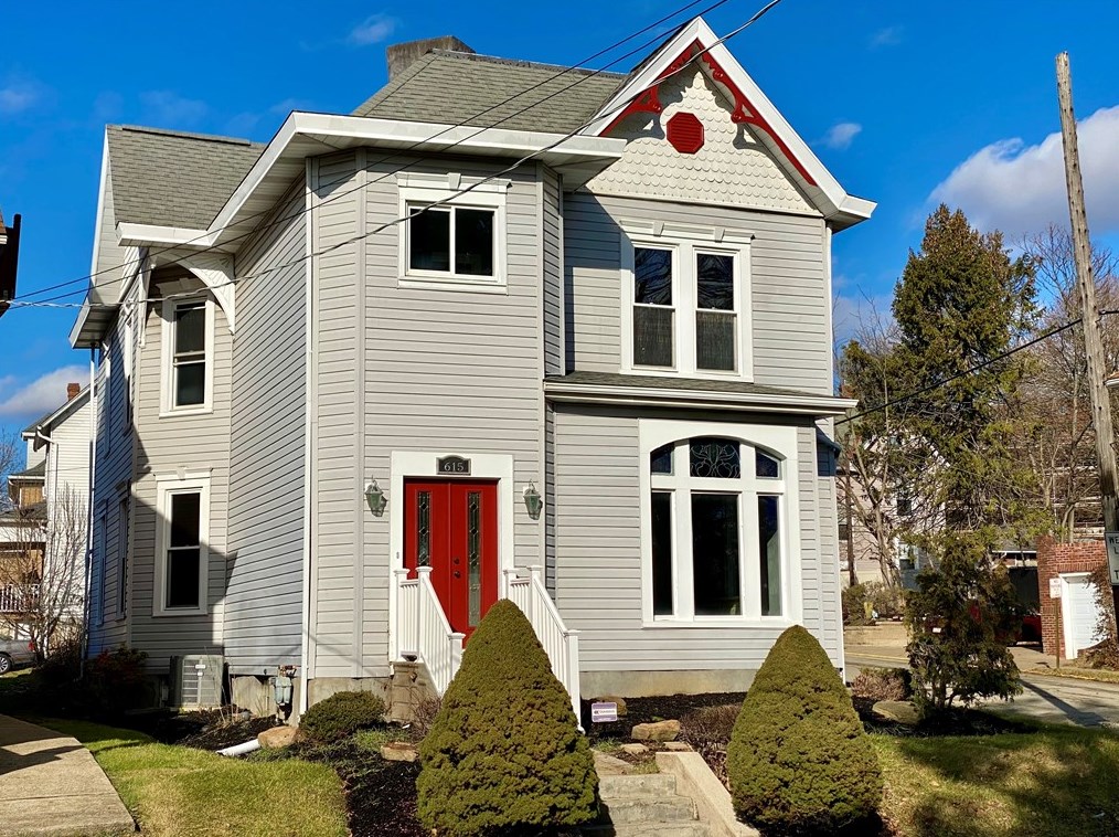 615 W Newton St, Greensburg, PA 15601