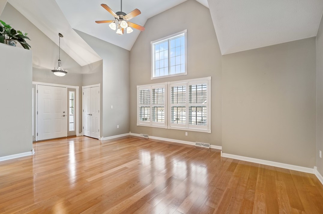 1045 Waterford Ct E North, Canonsburg, PA 15317