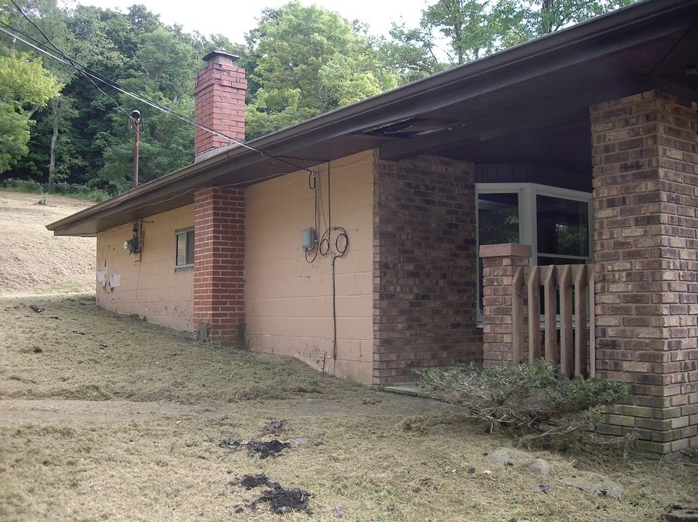 116 Kusch Rd North, Scenery Hill, PA 15360