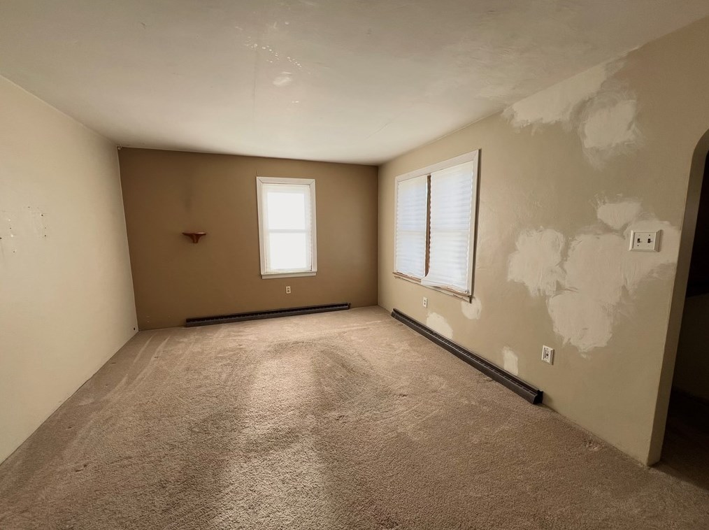 1091 Masters Ln, North Huntingdon, PA 15642