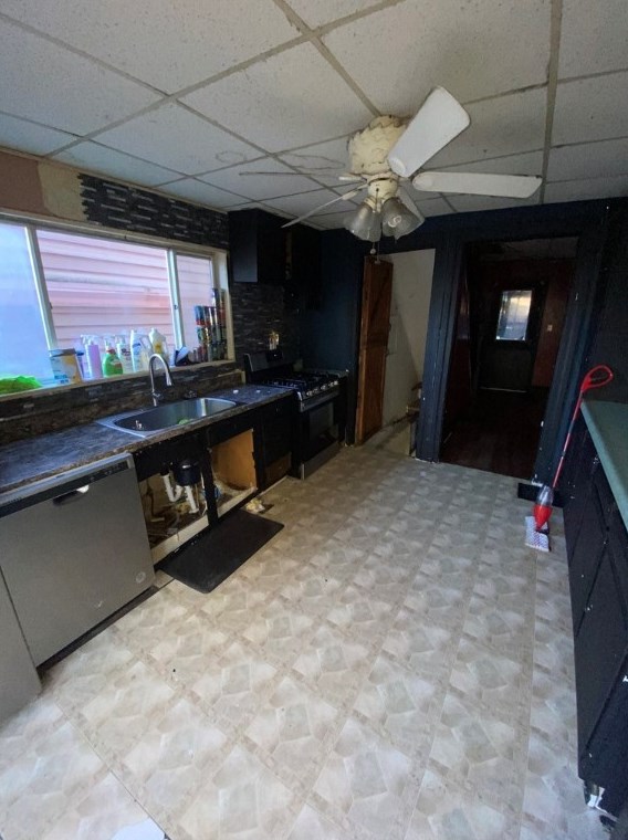 604 5th St, North Charleroi, PA 15022