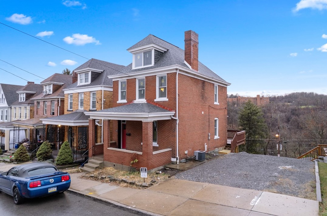 706 Southern Ave, Pittsburgh, PA 15211