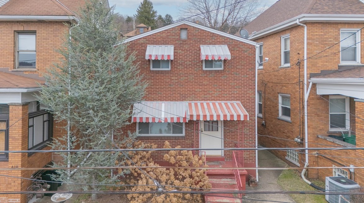 606 Beaver Rd, Ambridge, PA 15003
