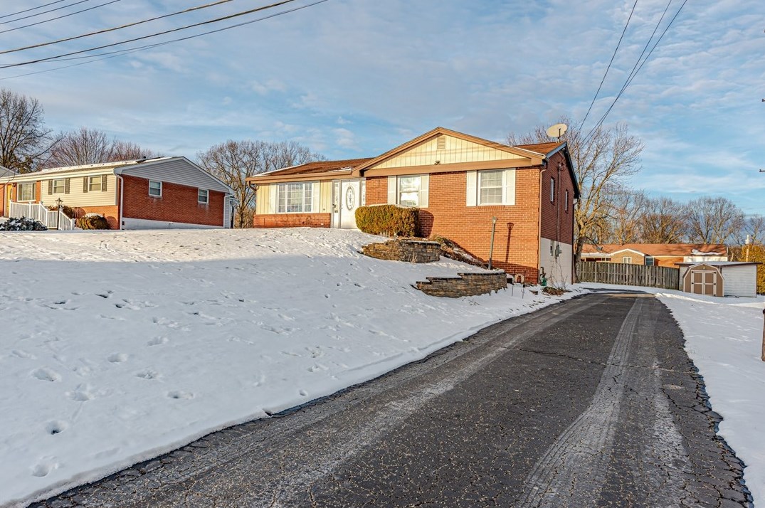 4404 Skyview Terrace, Gibsonia, PA 15044