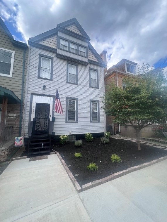 715 N Beatty St, Pittsburgh, PA 15206