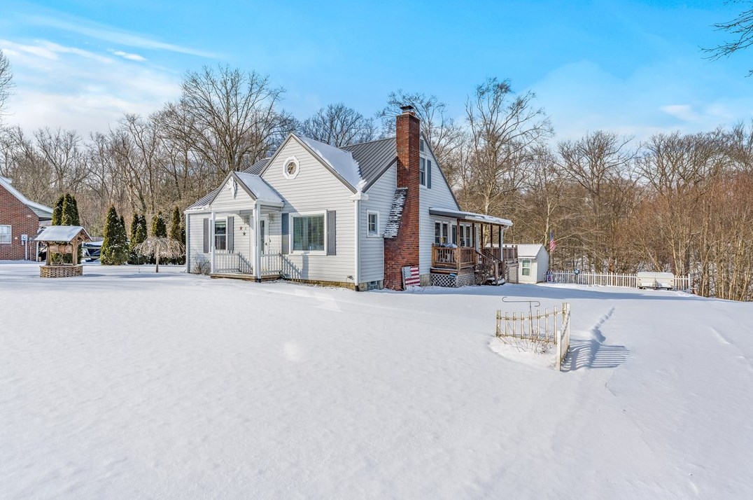 617 State Route 208, Pulaski, PA 16143
