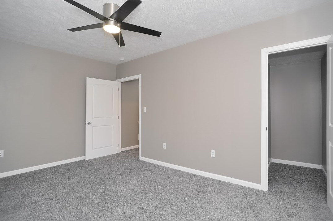 402 1st Ave, Collier Township PA  15106-2575 exterior
