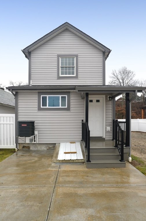 402 1st Ave, Collier Township PA  15106-2575 exterior