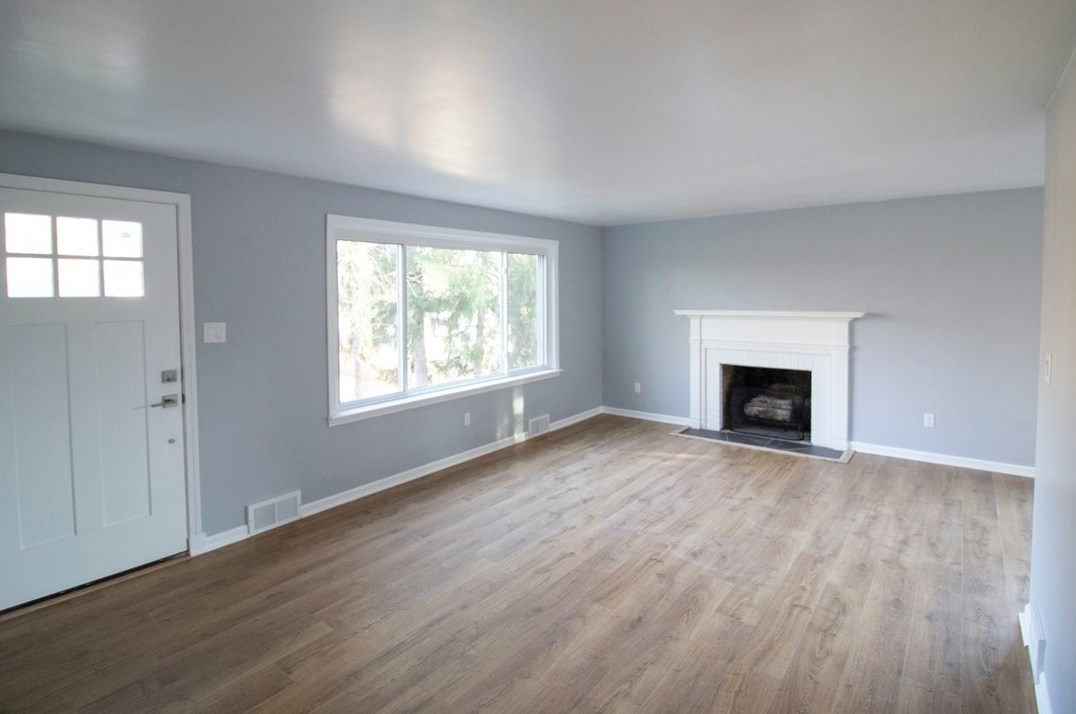 3475 Forest Rd, Bethel Park, PA 15102
