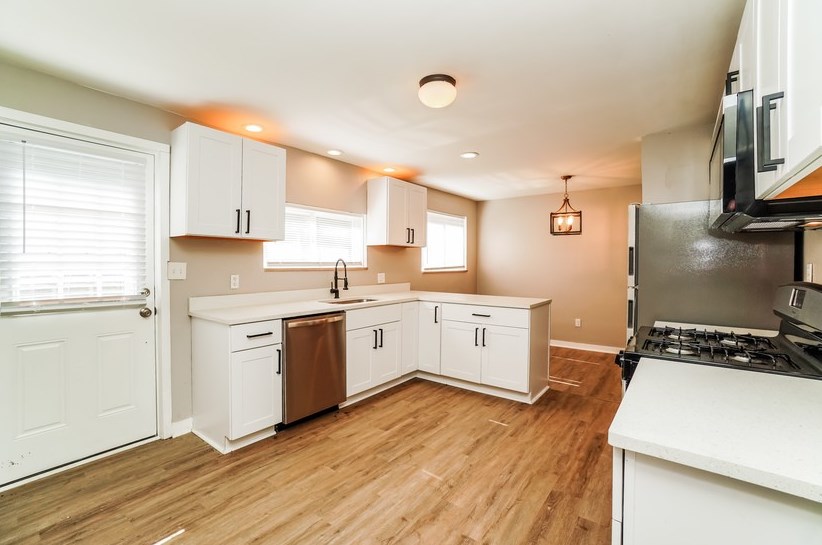 420 Penn Ave, North Versailles PA  15137-2809 exterior