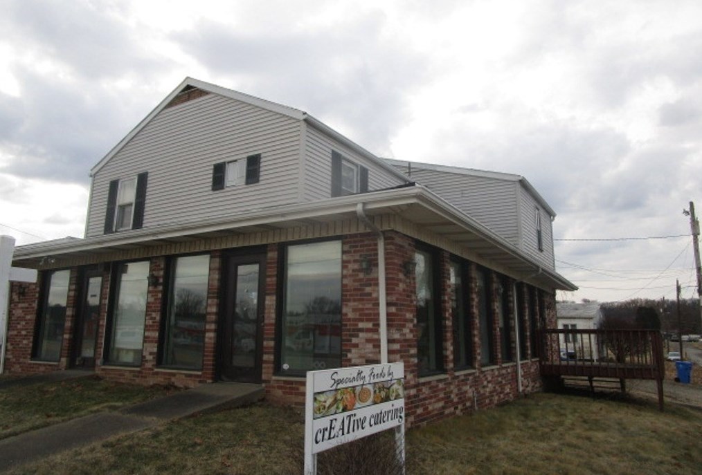 3160 Leechburg Rd, New Kensington, PA 15068