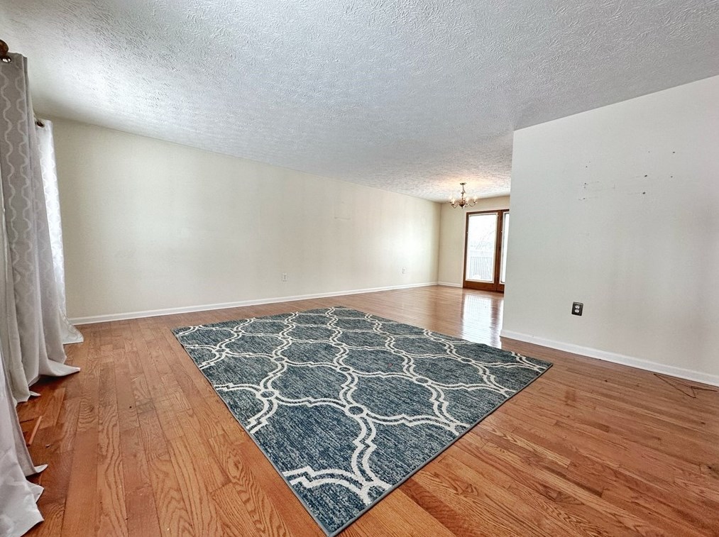 202 Briar Path, Imperial, PA 15126-9686