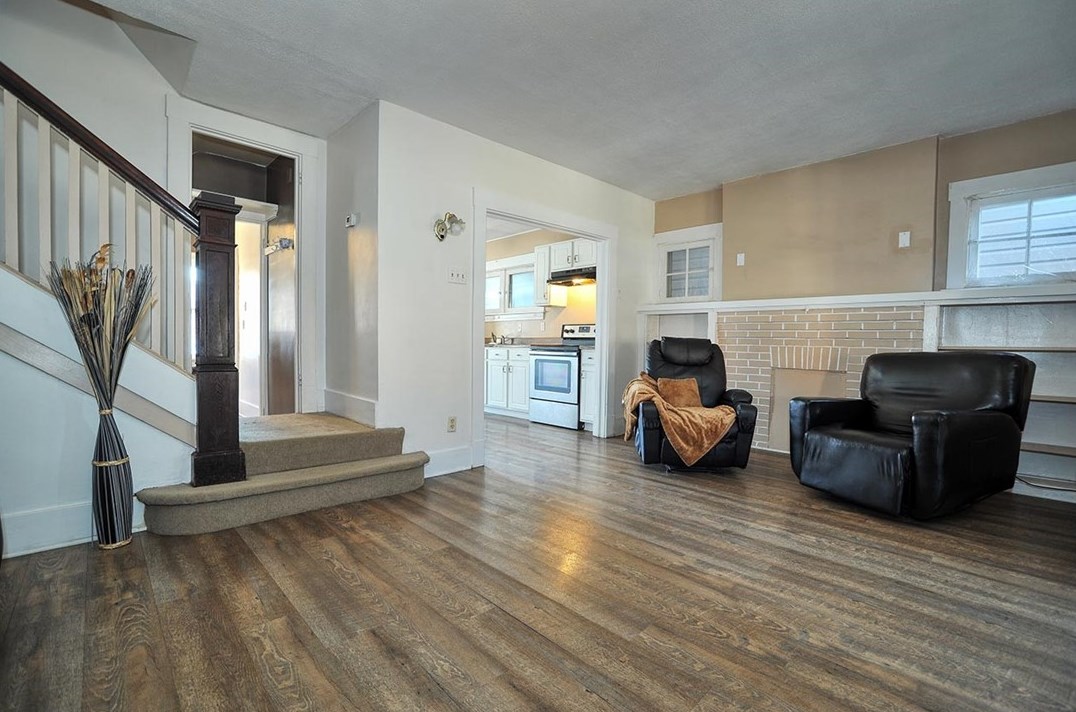 832 Maplewood Ave, Ambridge, PA 15003