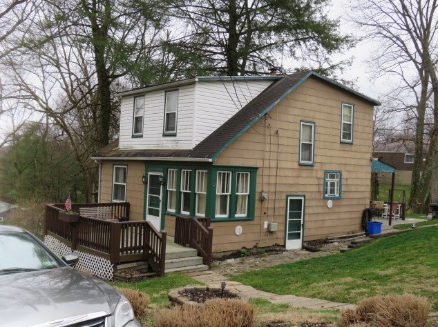 122 Church Ave, Glenshaw PA  15116-1452 exterior