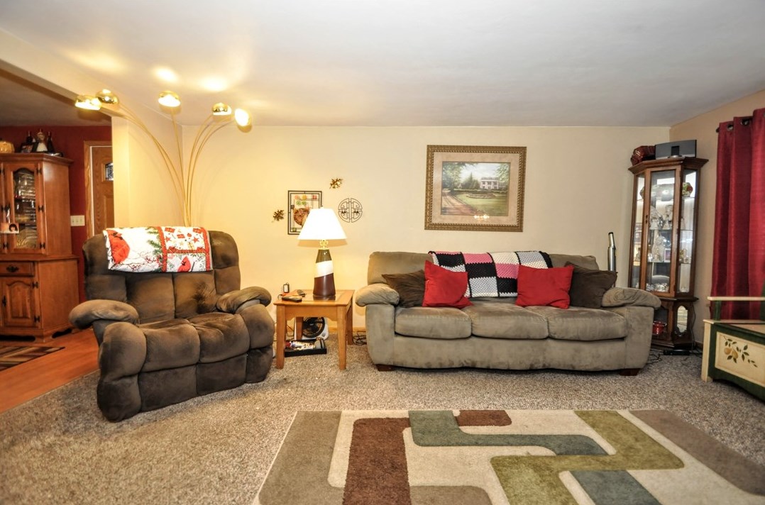 357 Main St, Washington, PA 15301-4300