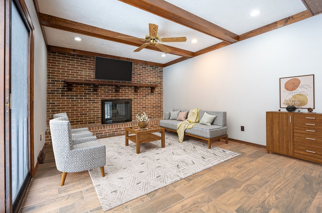 134 Locust Dr, Jeannette PA  15644-9521 exterior