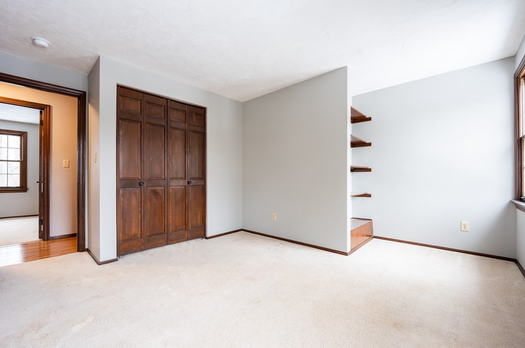 134 Locust Dr, Jeannette PA  15644-9521 exterior