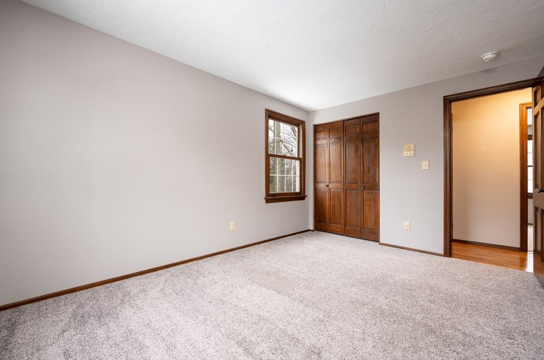 134 Locust Dr, Jeannette PA  15644-9521 exterior