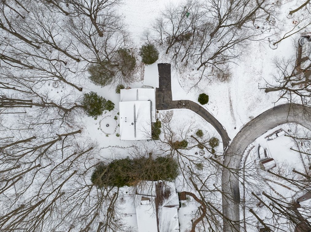 134 Locust Dr, Jeannette PA  15644-9521 exterior
