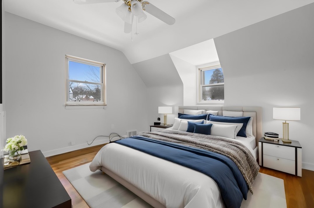 1069 Grandview Ave, Bridgeville PA  15017-2250 exterior