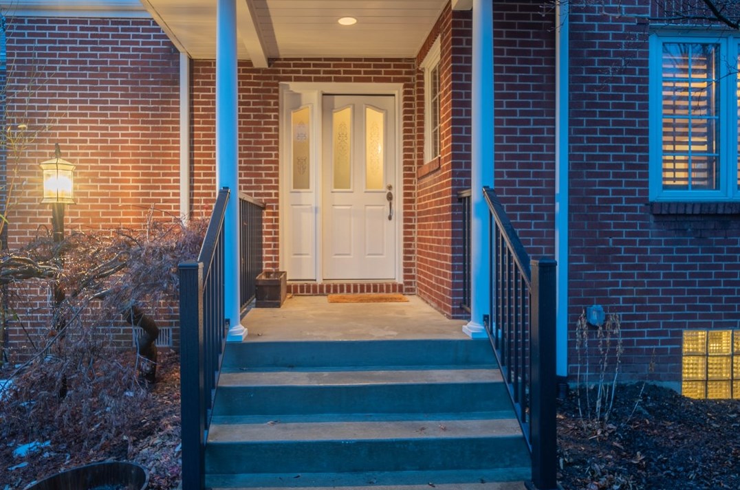 413 Oliver Rd, Sewickley, PA 15143