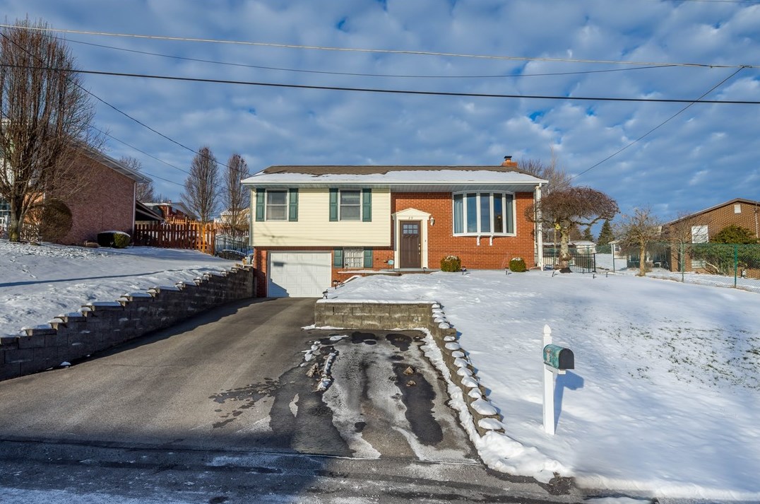 29 Northview Ct, Washington, PA 15301-3047