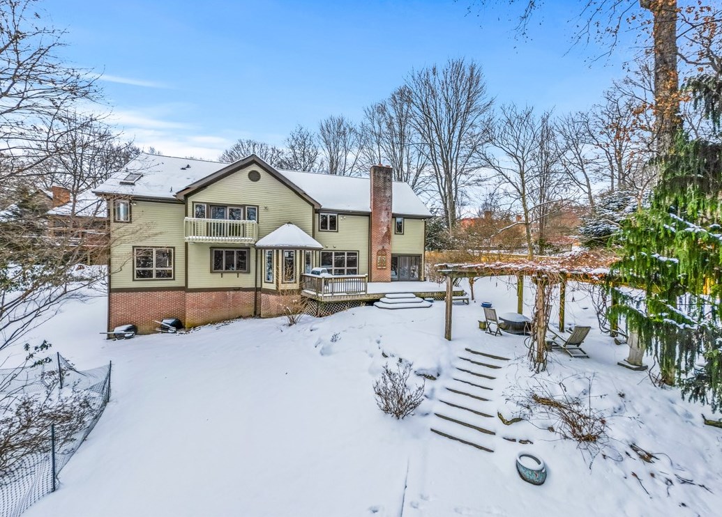 227 Ash Ct, Wexford, PA 15090-7817